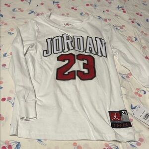 NWT boys Jordan long sleeve t-shirt